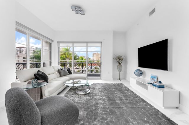 155 E Boca Raton Road 303, Boca Raton, FL 33432