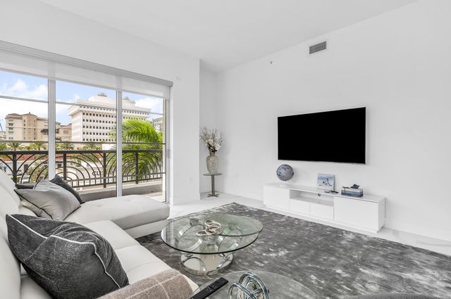 155 E Boca Raton Road 303, Boca Raton, FL 33432