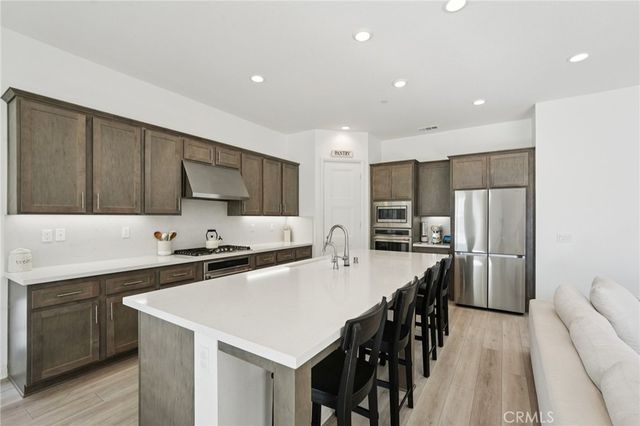 39481 Chamise, Temecula, CA 92591