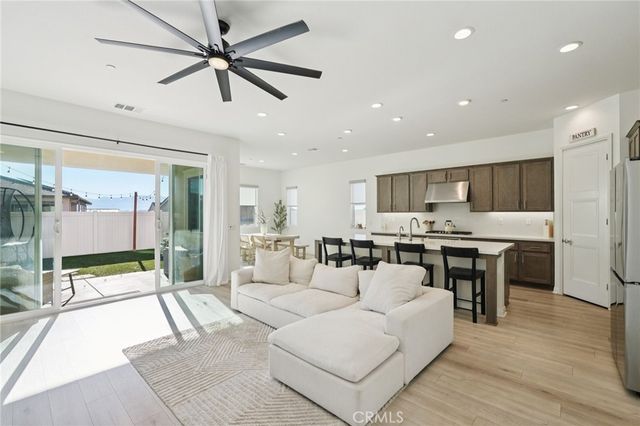 39481 Chamise, Temecula, CA 92591