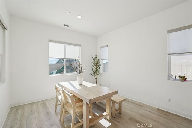 39481 Chamise, Temecula, CA 92591