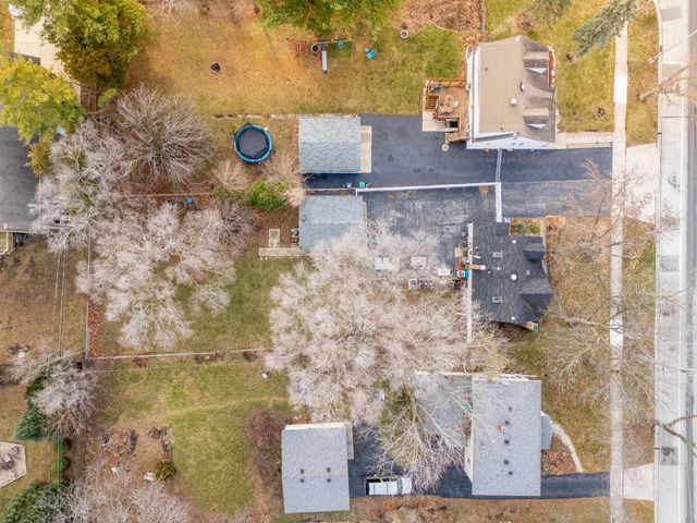 305 N Grace Street, Lombard, IL 60148