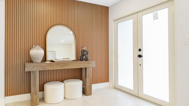 965 SE 10th Court, Pompano Beach, FL 33060