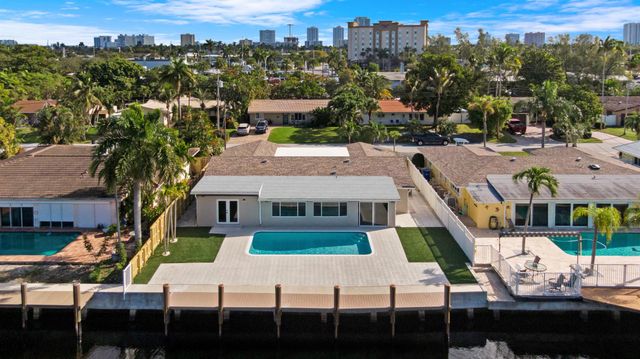 965 SE 10th Court, Pompano Beach, FL 33060