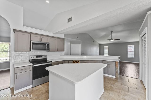 731 Delano Avenue NW, Palm Bay, FL 32907