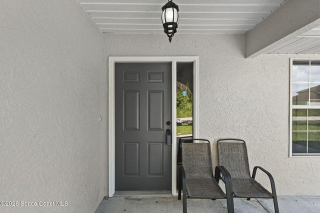 731 Delano Avenue NW, Palm Bay, FL 32907