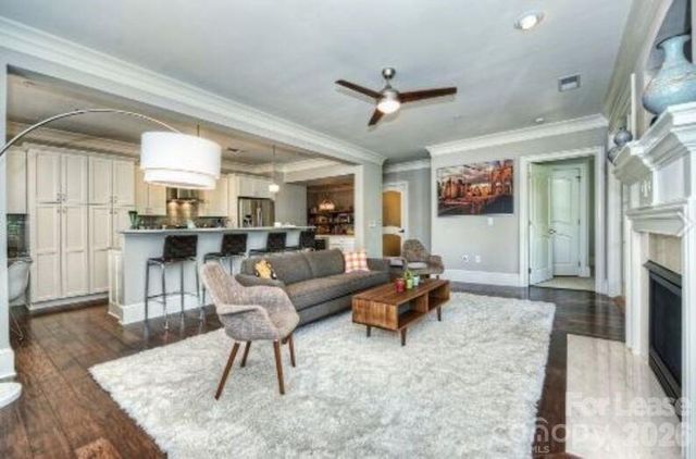 2100 Queens Road W Southern Living, Charlotte, NC 28207