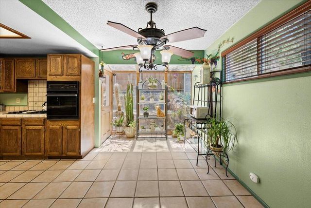819 Holmes Lane, Sugarloaf, CA 92386