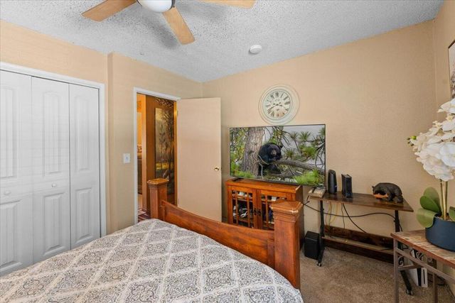 819 Holmes Lane, Sugarloaf, CA 92386
