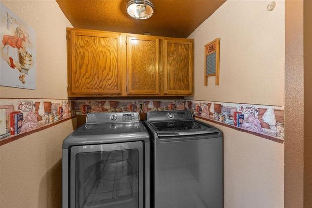 819 Holmes Lane, Sugarloaf, CA 92386