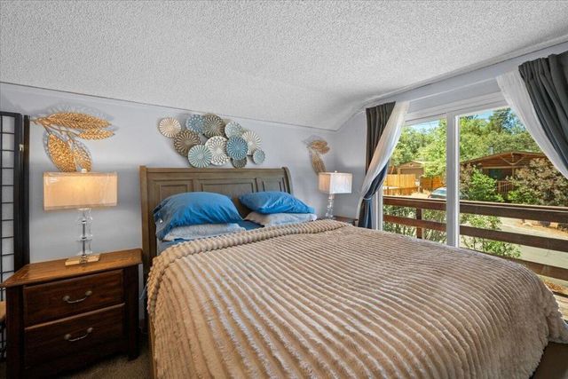 819 Holmes Lane, Sugarloaf, CA 92386