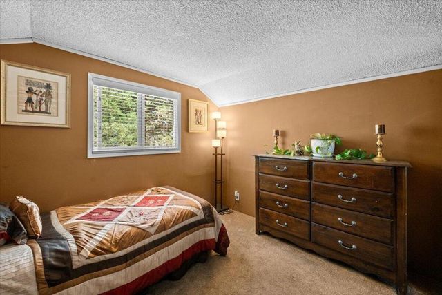 819 Holmes Lane, Sugarloaf, CA 92386