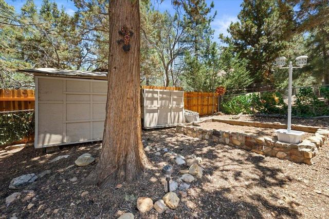 819 Holmes Lane, Sugarloaf, CA 92386