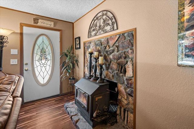 819 Holmes Lane, Sugarloaf, CA 92386