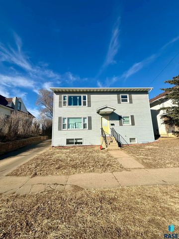 1012 W 8th St St E Street E, Sioux Falls, SD 57104