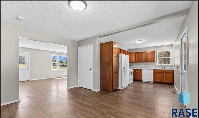 1012 W 8th St St E Street E, Sioux Falls, SD 57104