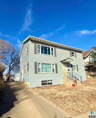 1012 W 8th St St E Street E, Sioux Falls, SD 57104