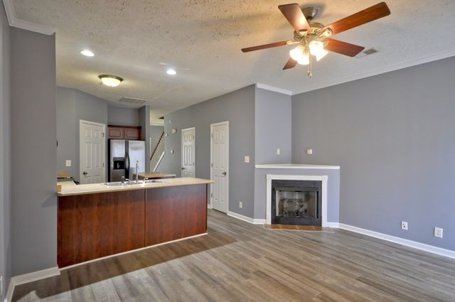 70 JOHN SEVIER AVE, Clarksville, TN 37040