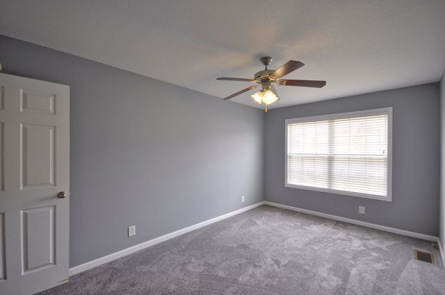 70 JOHN SEVIER AVE, Clarksville, TN 37040