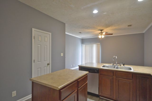 70 JOHN SEVIER AVE, Clarksville, TN 37040