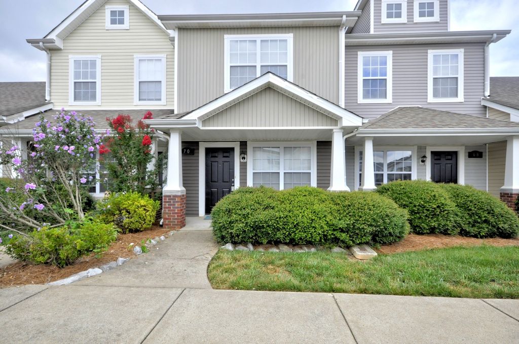 70 JOHN SEVIER AVE, Clarksville, TN 37040