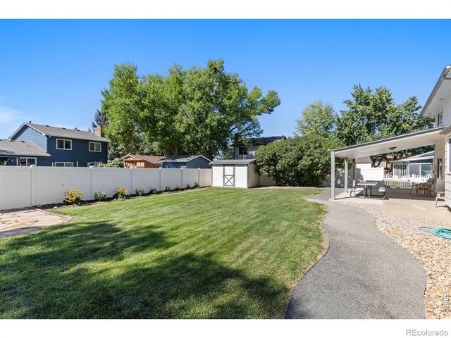619 Blue Mountain Court, Windsor, CO 80550
