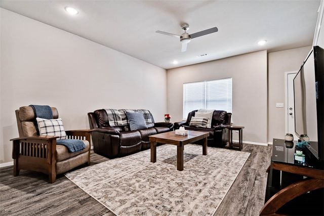 3051 Emil Drive, Fayetteville, AR 72704