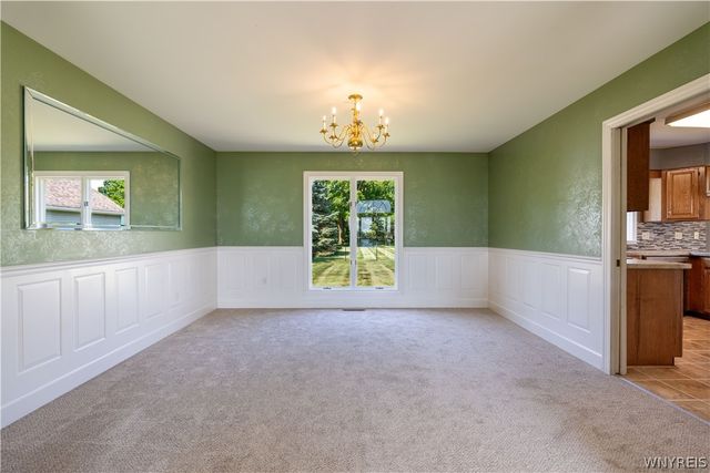 3464 East River Road, Grand Island, NY 14072