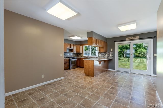 3464 East River Road, Grand Island, NY 14072