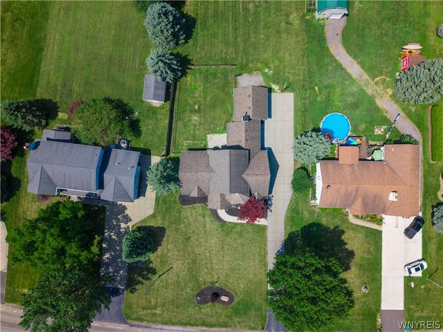 3464 East River Road, Grand Island, NY 14072
