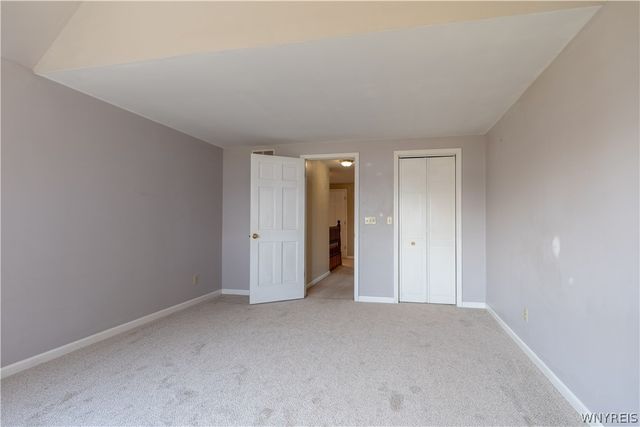 3464 East River Road, Grand Island, NY 14072