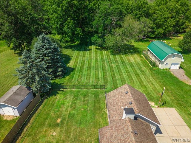 3464 East River Road, Grand Island, NY 14072