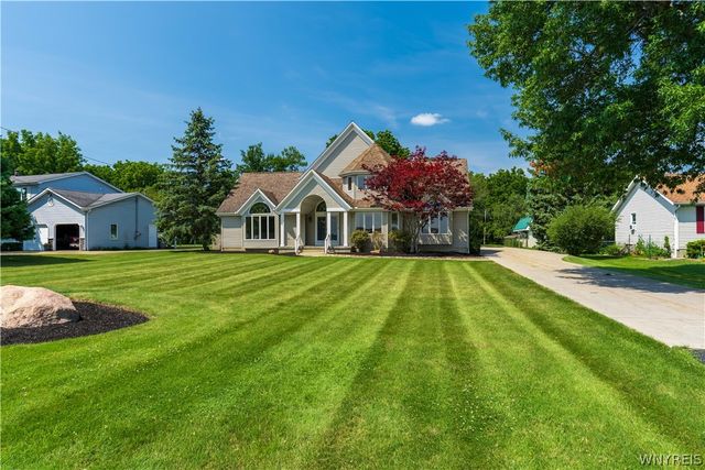 3464 East River Road, Grand Island, NY 14072
