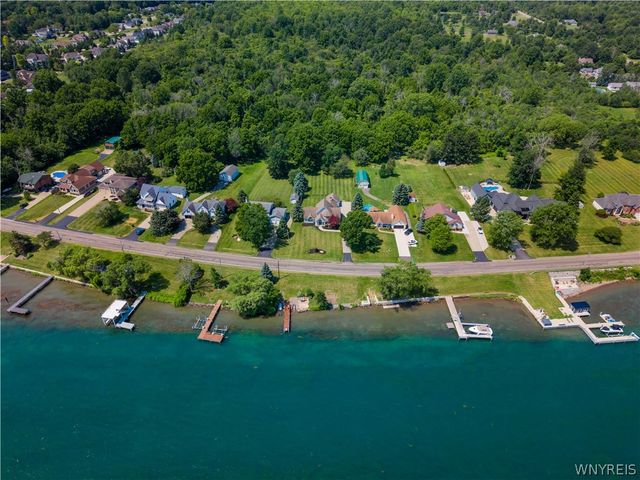 3464 East River Road, Grand Island, NY 14072