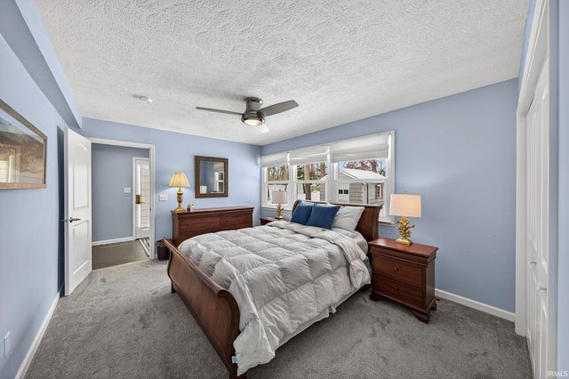 1005 White Oak Drive, South Bend, IN 46617