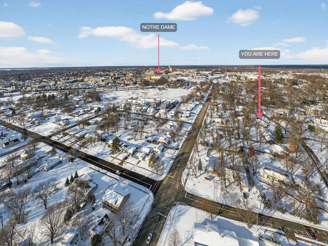 1005 White Oak Drive, South Bend, IN 46617