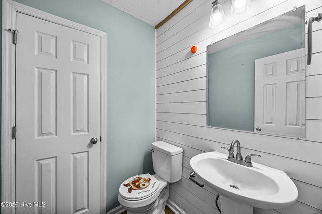 163 Horse Shoe Bend, Jacksonville, NC 28546