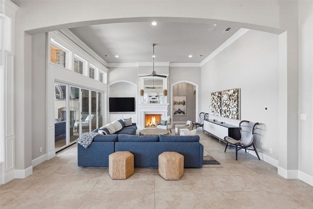 6215 Lakeside Drive, Fort Worth, TX 76179