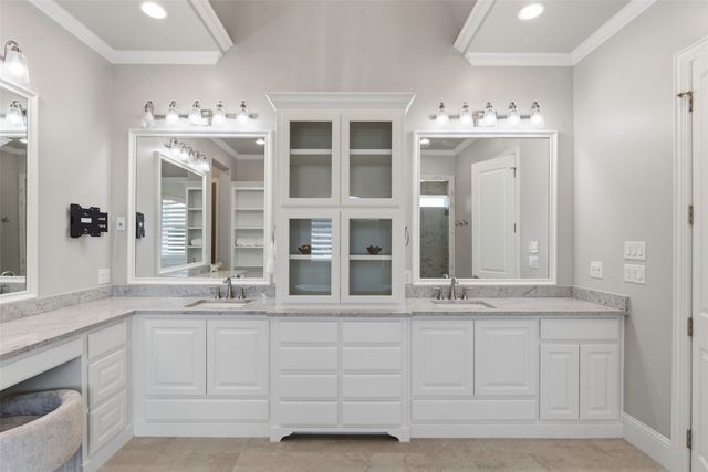 6215 Lakeside Drive, Fort Worth, TX 76179