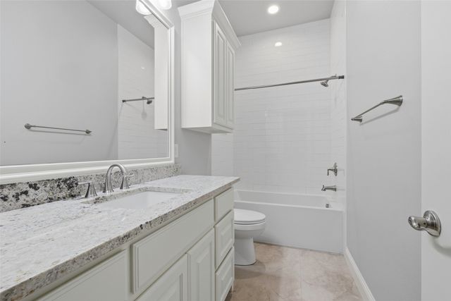 6215 Lakeside Drive, Fort Worth, TX 76179