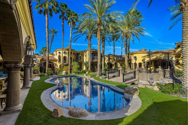 14 Strauss Terrace, Rancho Mirage, CA 92270