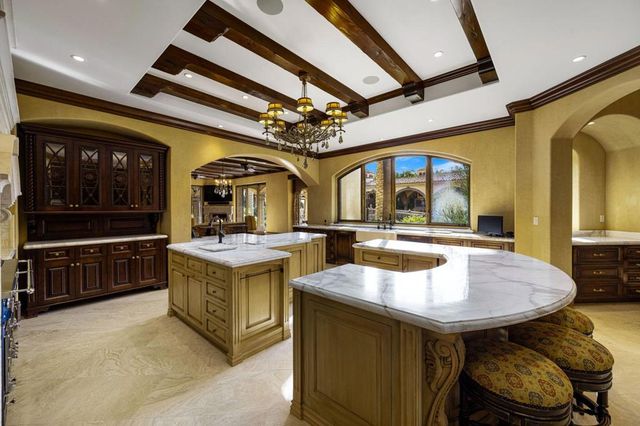 14 Strauss Terrace, Rancho Mirage, CA 92270