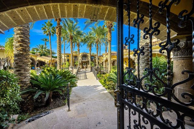 14 Strauss Terrace, Rancho Mirage, CA 92270