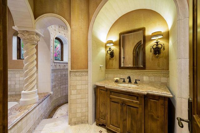 14 Strauss Terrace, Rancho Mirage, CA 92270