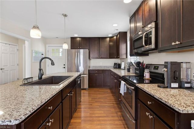 25 Cushing ST, Portsmouth, VA 23702