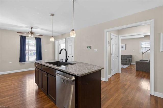 25 Cushing ST, Portsmouth, VA 23702