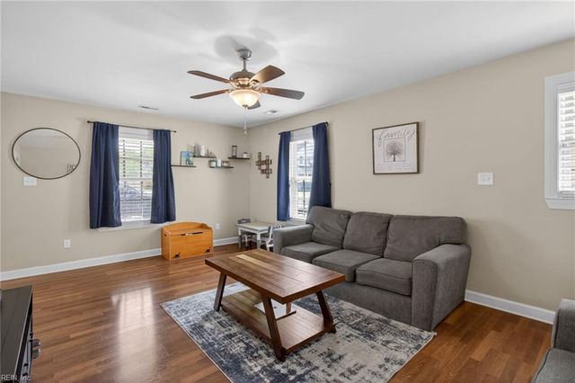 25 Cushing ST, Portsmouth, VA 23702