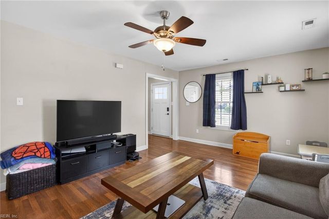 25 Cushing ST, Portsmouth, VA 23702
