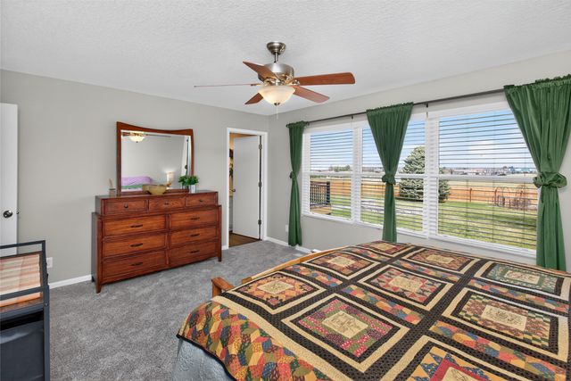 5890 Scenic View Drive, Pleasant Hill, IA 50327