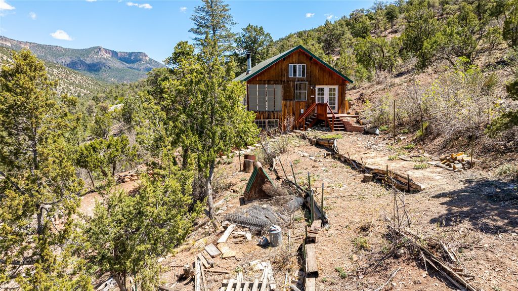 Image 29 of property listing at 1499 San Diego Loop, Jemez Springs, NM 87025